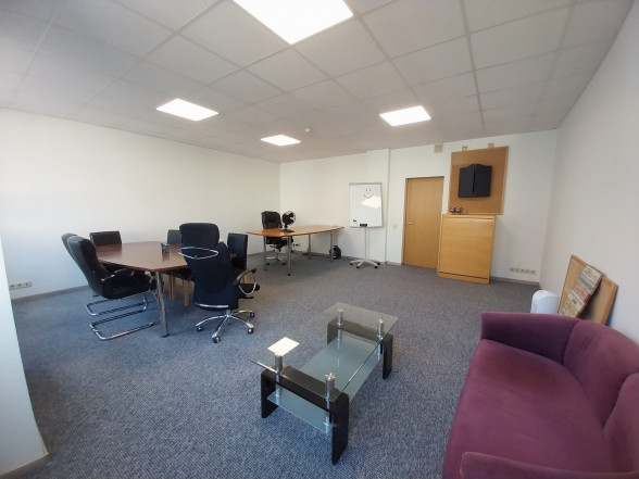  Office 35.00 m² 