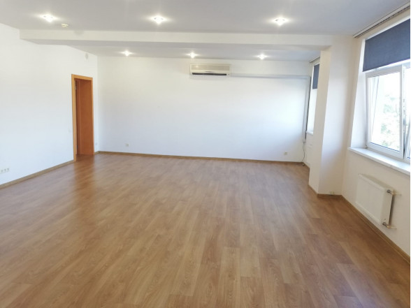  Офисное помещение  52.00 м² 