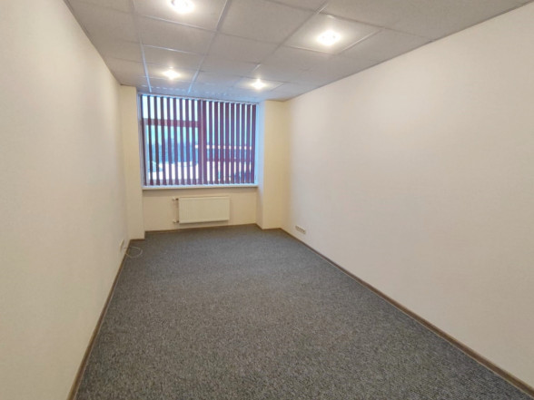  Biroja telpa, 18.20 m² 