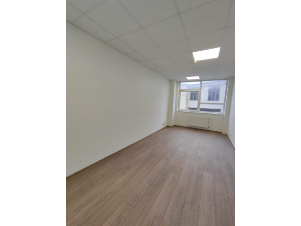  Офисное помещение 18.00 м² 