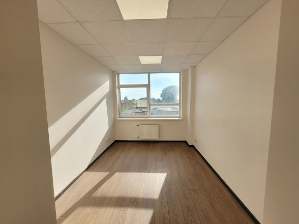  Офисное помещение  10.80 м² 