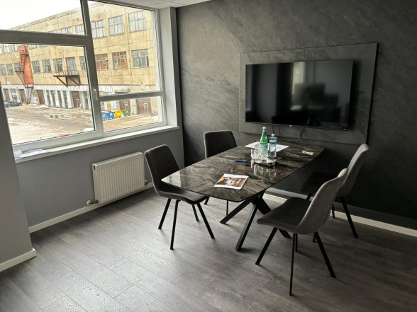  Biroja telpa  21.00 m² 